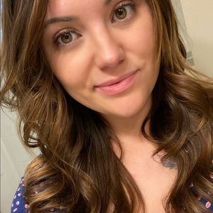 Meet your Posher, Breanna